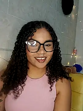 BrianaSweetxxx online show from April 15, 4:13 am