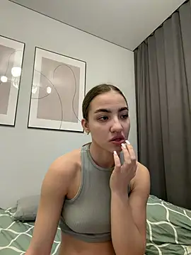  Patricia P online show from March 12, 4:26 am