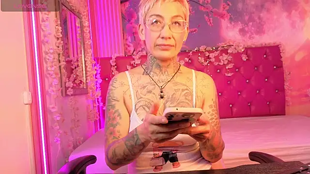 Everlyn sexx online show from February 26, 9:03 pm