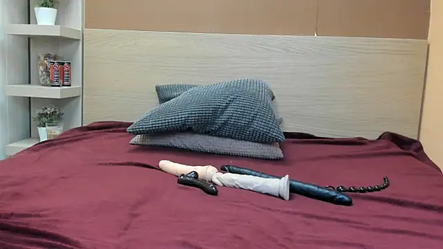 PinkyTwerkyX online show from December 3, 1:24 pm