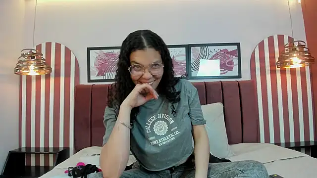 candice johnss online show from March 25, 4:10 pm