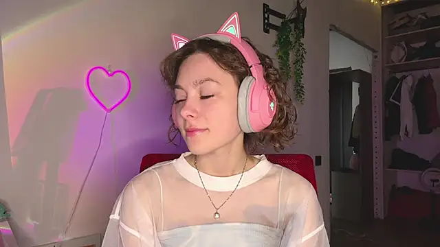 SlunkRear online show from April 18, 9:58 pm