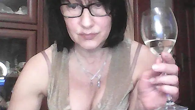 Vlastelina online show from February 19, 8:18 pm