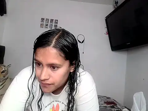 luna E online show from February 17, 12:59 pm