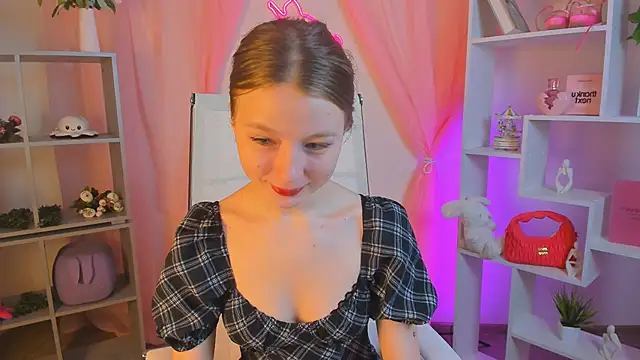 ElliFrankenweenie online show from February 26, 6:23 am