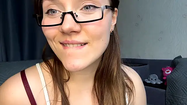 BunnyFleur online show from April 8, 5:26 pm