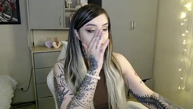 Rin Tozier online show from March 30, 1:16 am