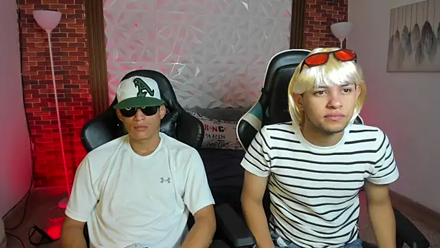 Top and bottom online show from February 12, 1:13 pm