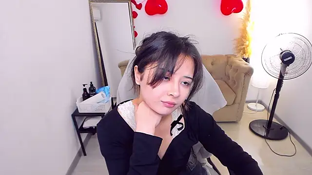 May Ling online show from February 18, 9:03 pm