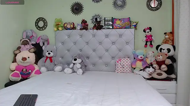 Dayana Smithh online show from March 29, 7:13 pm