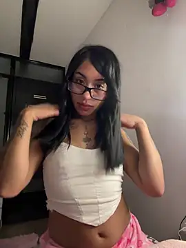 BABY-CHIKIIS online show from February 17, 4:01 am