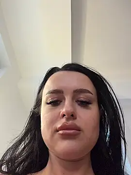 Katty Pery online show from March 25, 4:10 pm