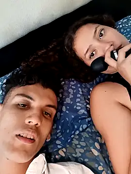 blakeandallisa online show from February 24, 7:01 pm