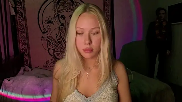 pureeangel online show from April 2, 7:55 pm