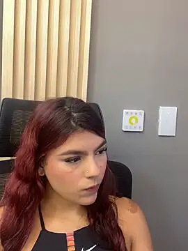 LolaSteven online show from February 12, 7:48 pm