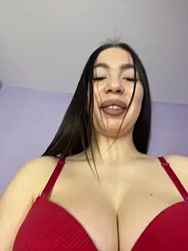 I amSis online show from February 22, 9:37 pm