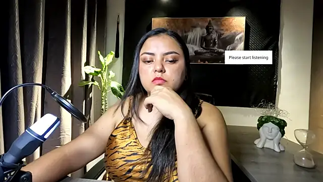 AzaraOnyx online show from May 26, 2:38 pm