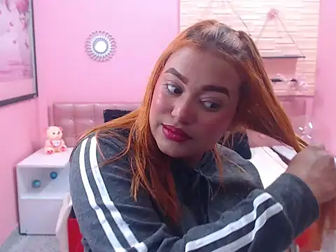 Alicefetishxxx online show from April 1, 1:41 pm