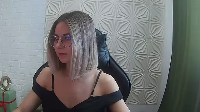 IceMayes online show from February 21, 6:36 am