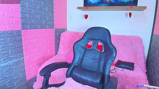 kiim xxx katta online show from March 14, 12:39 pm