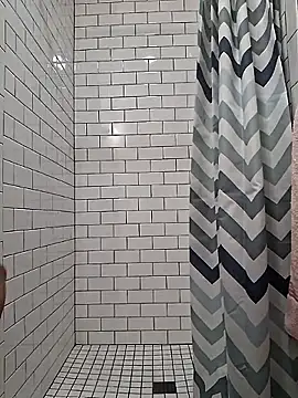 Cinnamonbunn online show from February 16, 8:20 pm