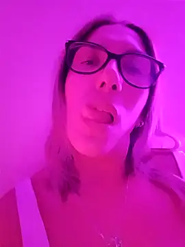 Silreinadorada online show from March 19, 10:41 am