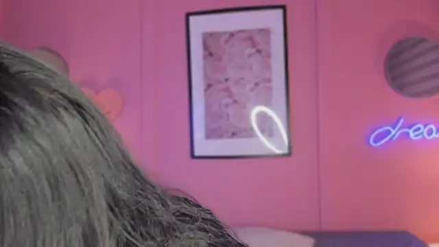 Ivyy sweet  online show from April 17, 9:50 pm