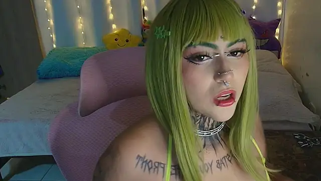 maliciaXpoison online show from February 23, 6:57 am