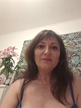 SaraGina online show from April 2, 10:18 pm