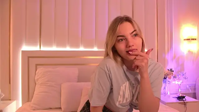 Sona Lavberi online show from February 16, 9:20 am