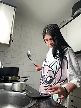 Alana SmithXx online show from March 13, 11:00 am