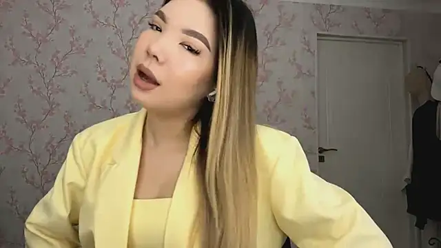 Elina Mottel online show from February 24, 9:19 am