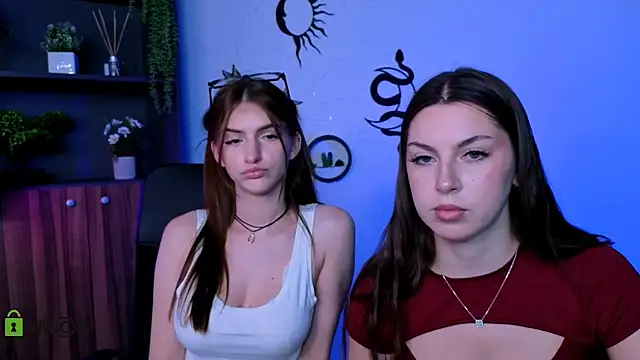 amalialowell online show from July 17, 9:46 am