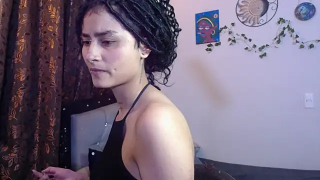 Lili  Clan online show from July 12, 5:30 am