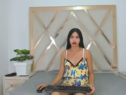 Carlotaasm online show from March 25, 5:33 am