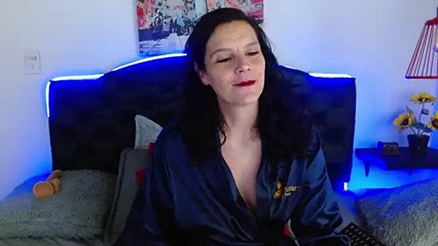 anya nasty  online show from April 9, 6:05 am