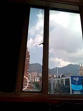 kendra crow  online show from March 2, 7:09 pm