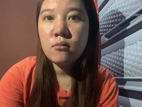 larskelly online show from March 4, 8:48 pm