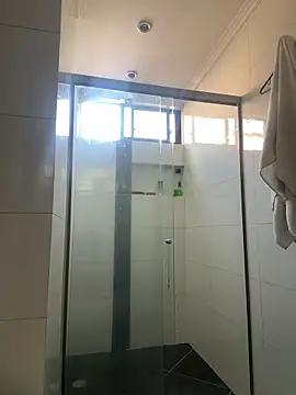 noa blue online show from March 16, 1:37 pm