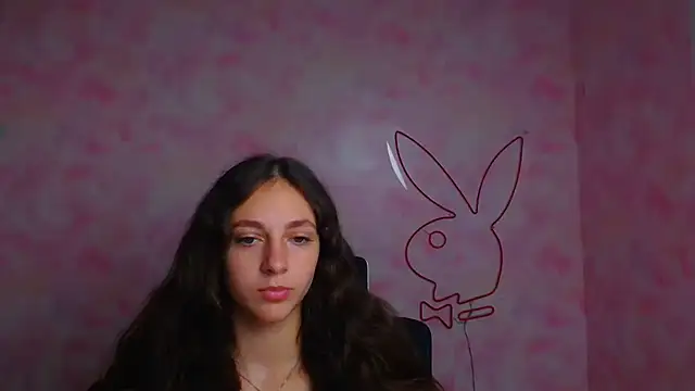 KissMeJulia online show from August 7, 5:47 am