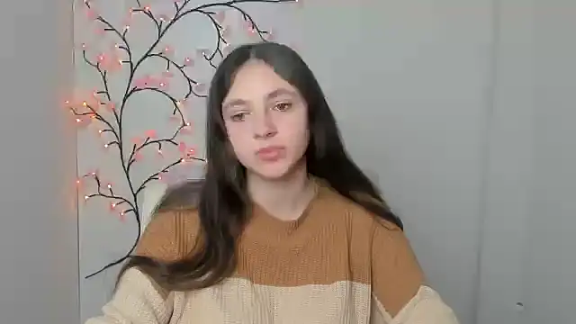 KissMeJulia online show from March 20, 6:18 am