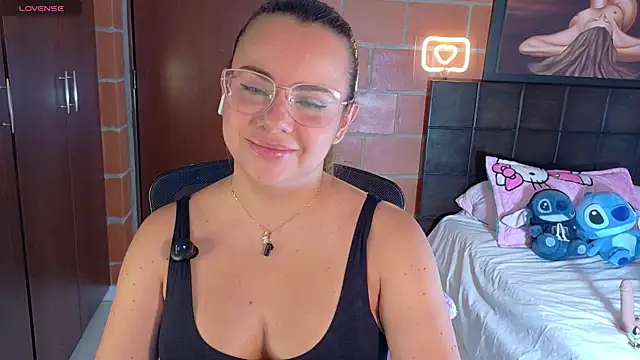 Aria  888 online show from April 27, 1:52 pm