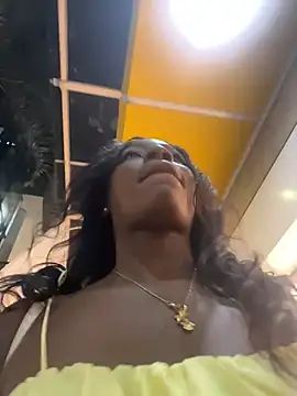 ZarahFerreira online show from April 1, 12:22 am