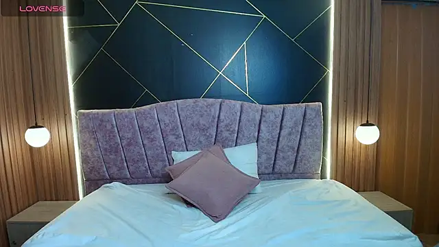 MoriahStorm online show from March 16, 12:20 pm