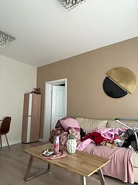 clarabarness15 online show from March 1, 7:19 am