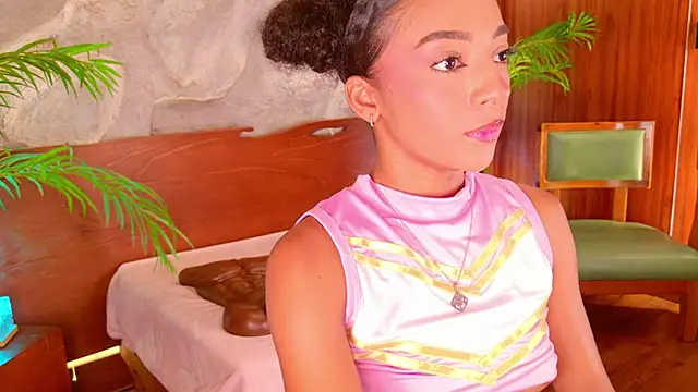 Rolyloren  online show from February 25, 4:49 pm