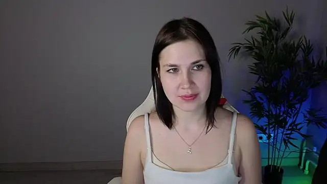 alian legs online show from February 19, 4:01 am