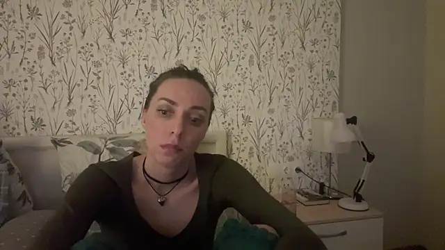 SarahStevens online show from April 5, 3:55 pm