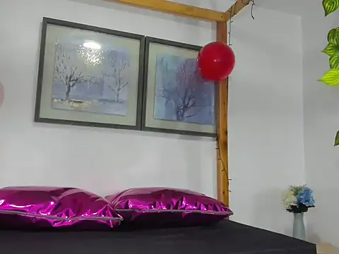 Xamira hot online show from February 20, 3:49 am