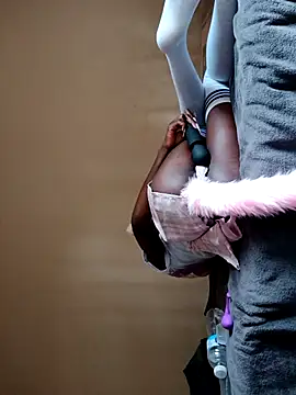 felineAphrodite online show from February 22, 8:37 am